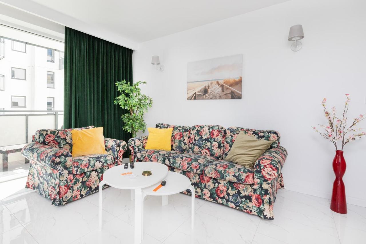 Old Town Bastion Walowa Apartments By Noclegi Renters Гданск Екстериор снимка